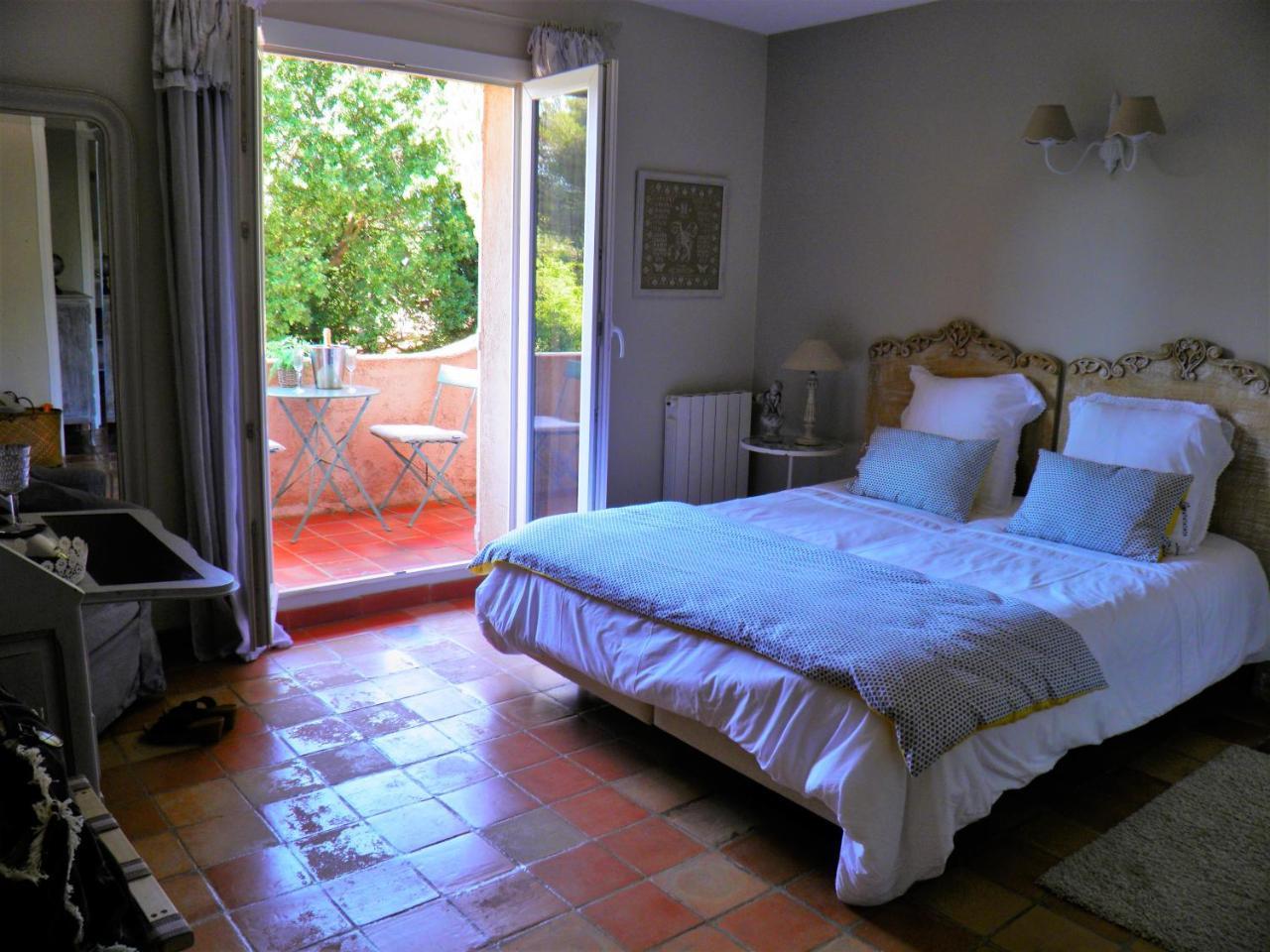 La Bastide Du Bouchou Bed & Breakfast Six-Fours-les-Plages Exterior photo